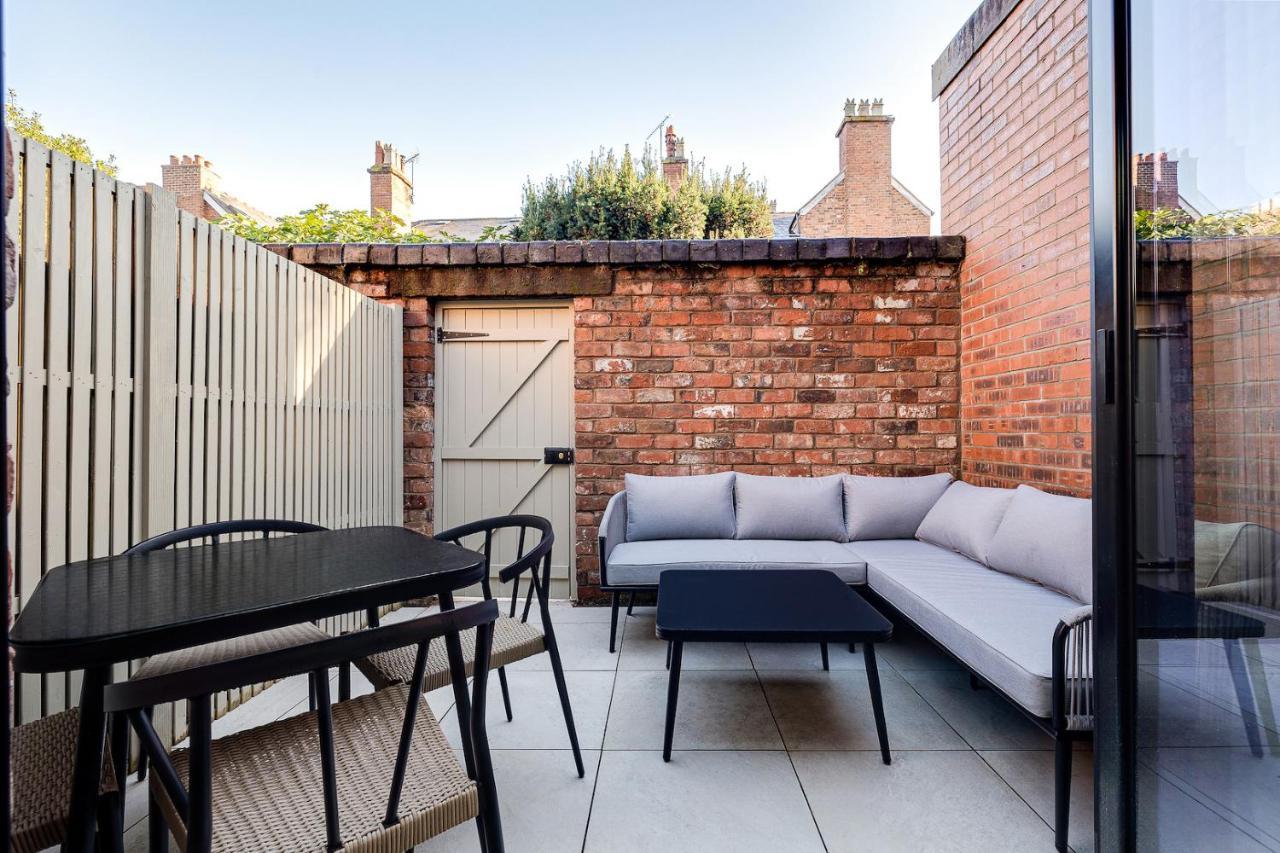 *New* Little Pyecroft House, Chester Exterior foto